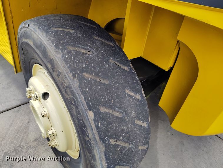 image for item EH0195 2002 Yale GDP330EBEPDV143 forklift