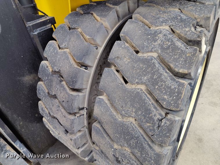 image for item EH0195 2002 Yale GDP330EBEPDV143 forklift