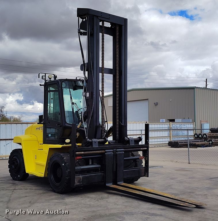 image for item EH0196 2007 Hyster H210HD forklift