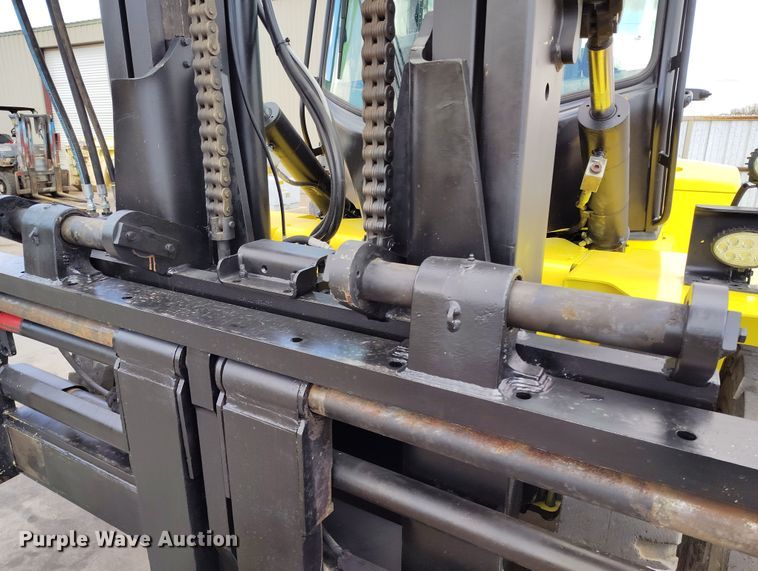 image for item EH0196 2007 Hyster H210HD forklift