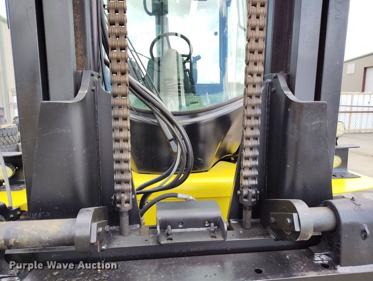 image for item EH0196 2007 Hyster H210HD forklift