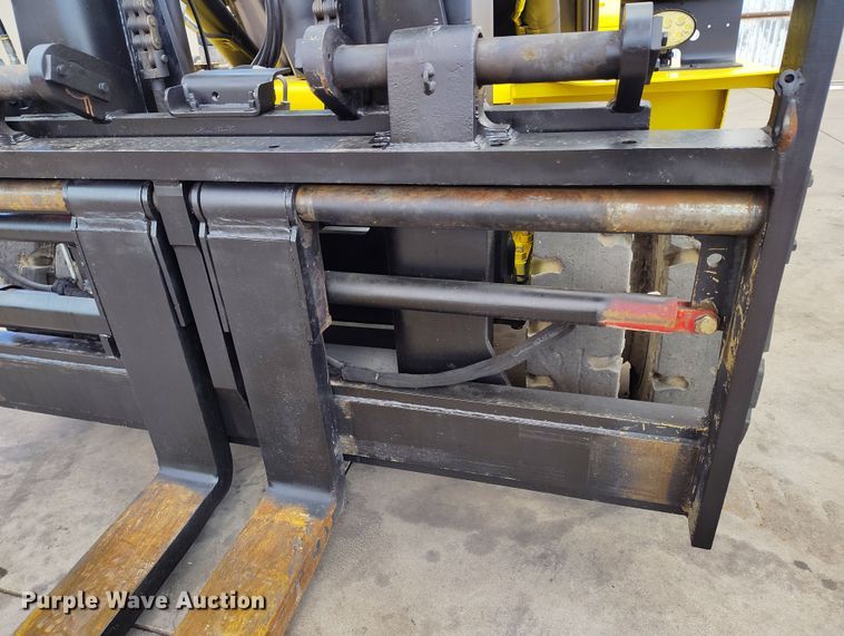 image for item EH0196 2007 Hyster H210HD forklift