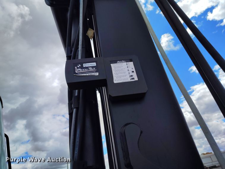 image for item EH0196 2007 Hyster H210HD forklift