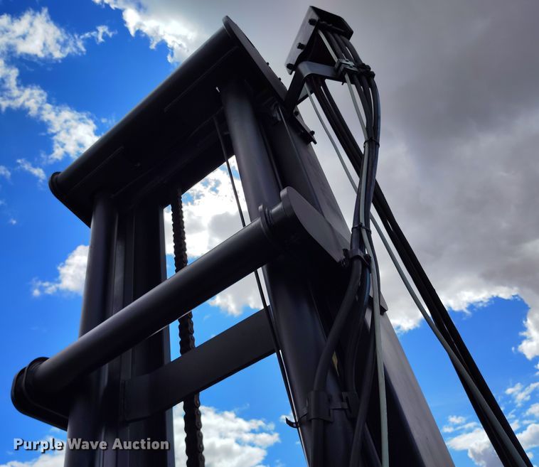 image for item EH0196 2007 Hyster H210HD forklift