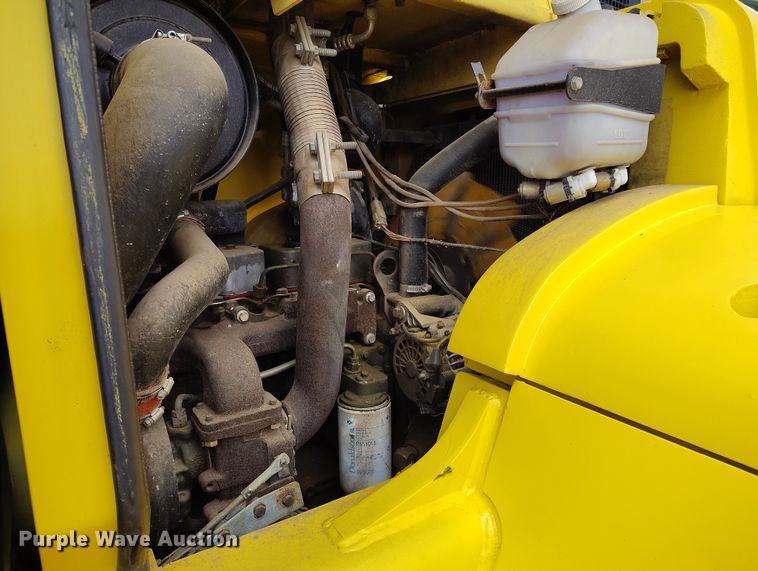 image for item EH0196 2007 Hyster H210HD forklift