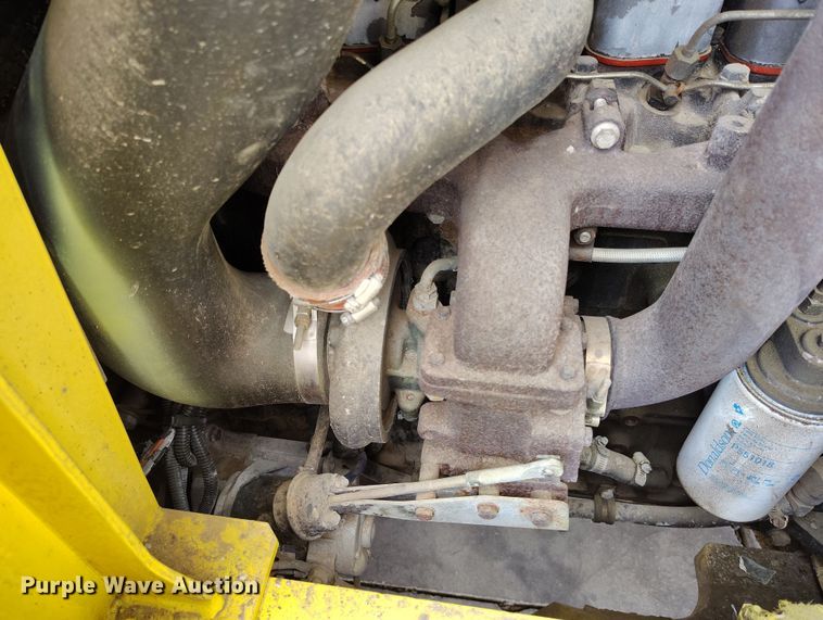 image for item EH0196 2007 Hyster H210HD forklift