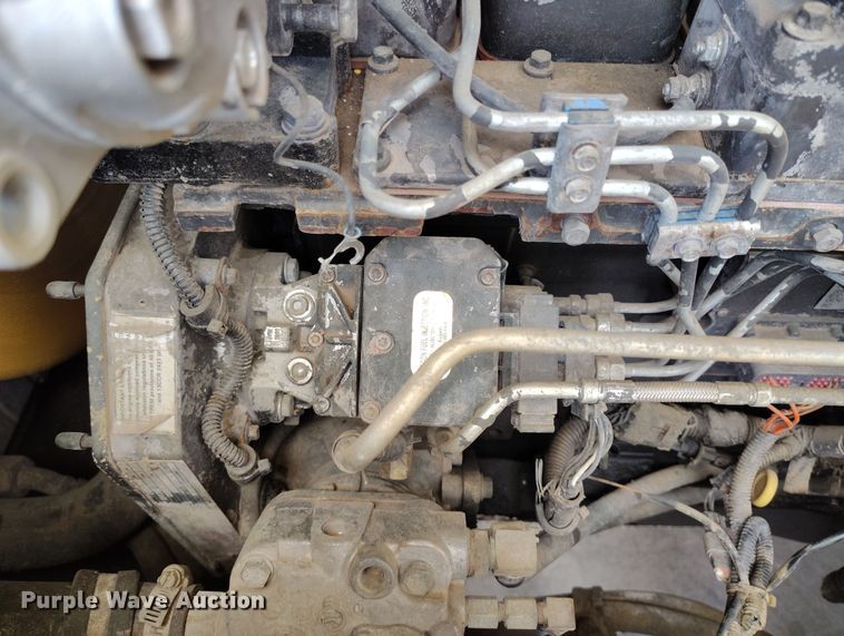 image for item EH0196 2007 Hyster H210HD forklift