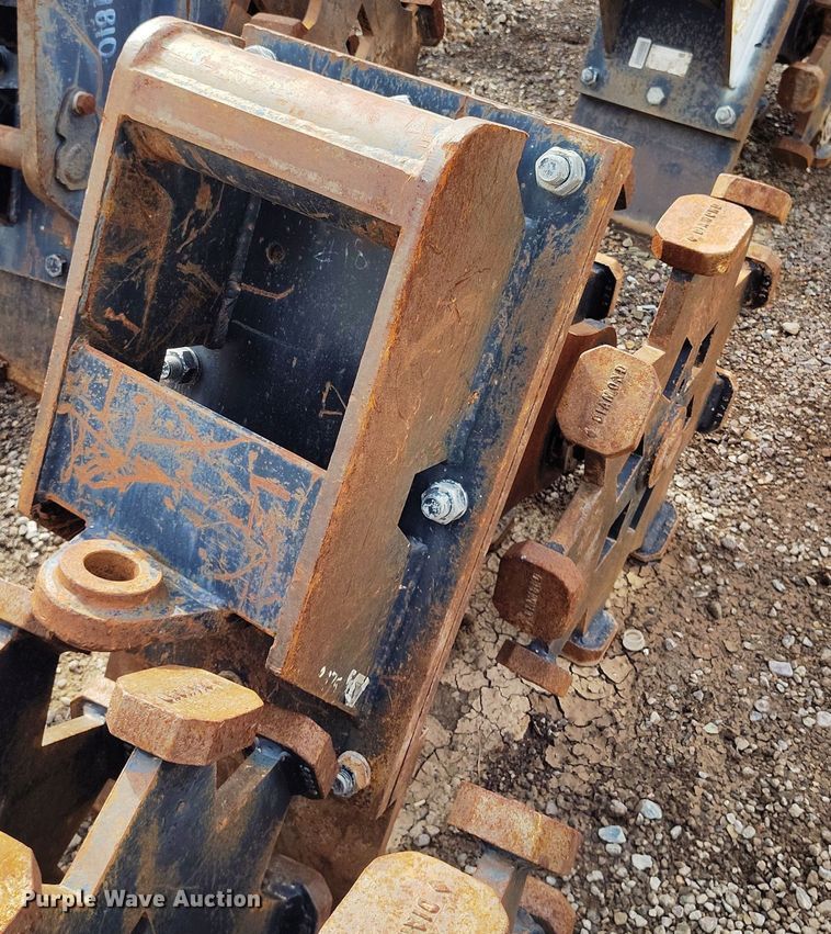 image for item EH0201 Caterpillar 22