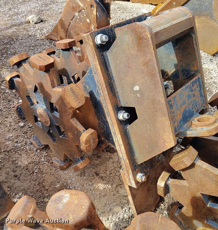 image for item EH0201 Caterpillar 22