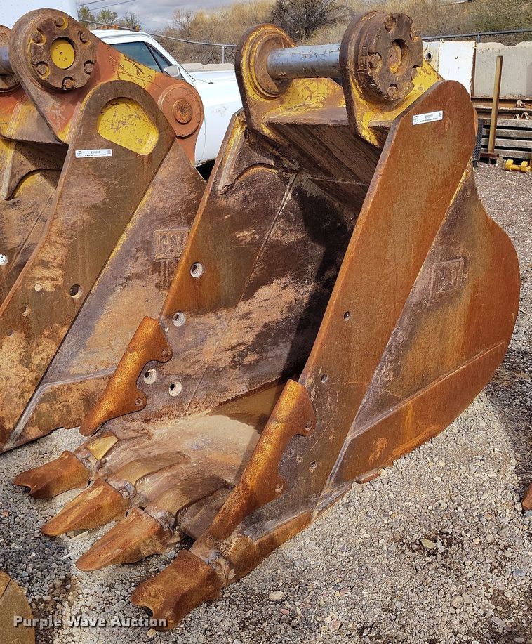 image for item EH0202 Caterpillar 36