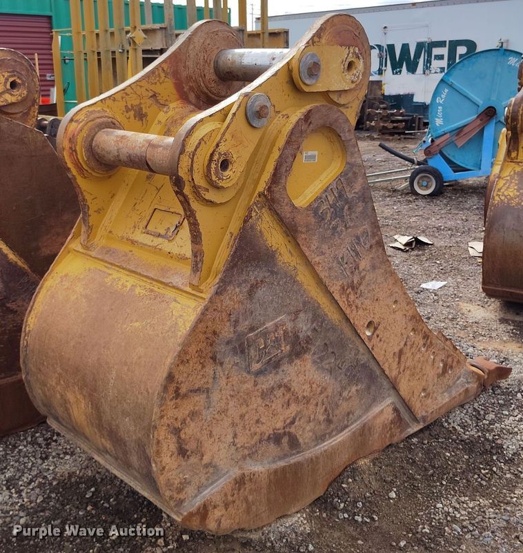 image for item EH0203 Caterpillar 36