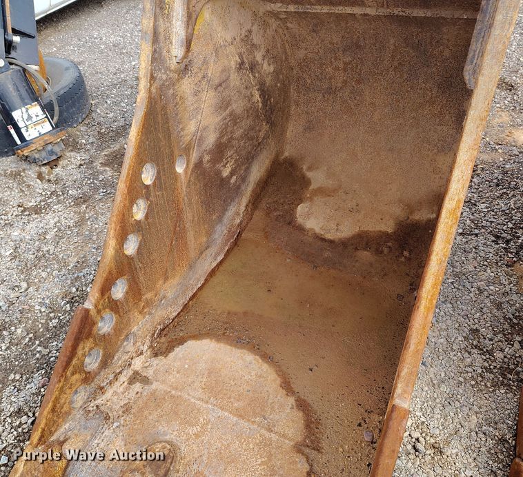 image for item EH0203 Caterpillar 36