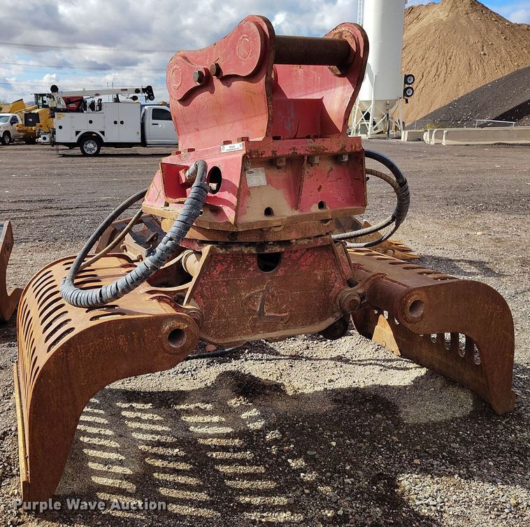 image for item EH0204 2016 LaBounty MDG 310 demolition grapple