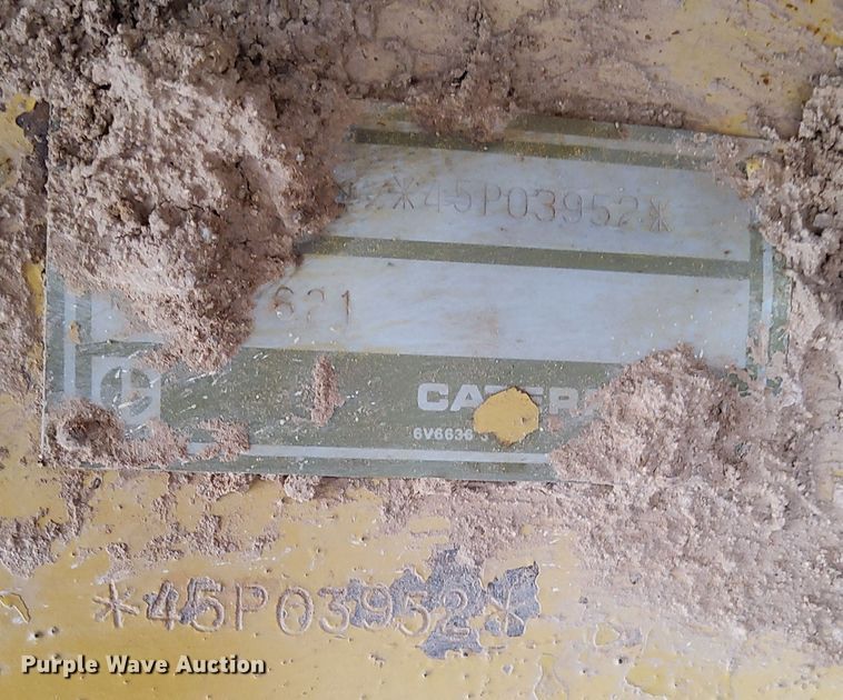 image for item EH0207 1986 Caterpillar 621B water wagon