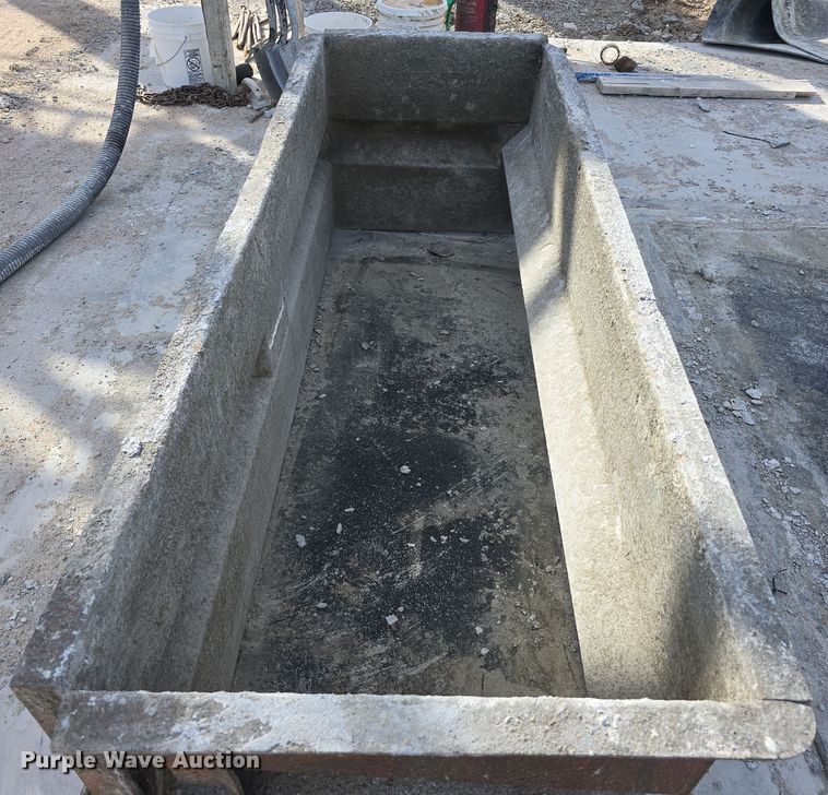 image for item EH8691 (3) concrete block forms