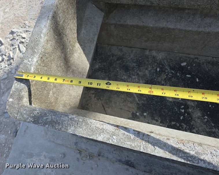 image for item EH8691 (3) concrete block forms