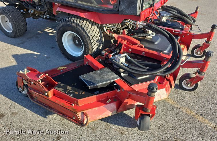 image for item EH8723 2011 Toro Groundsmaster 4110-D lawn mower