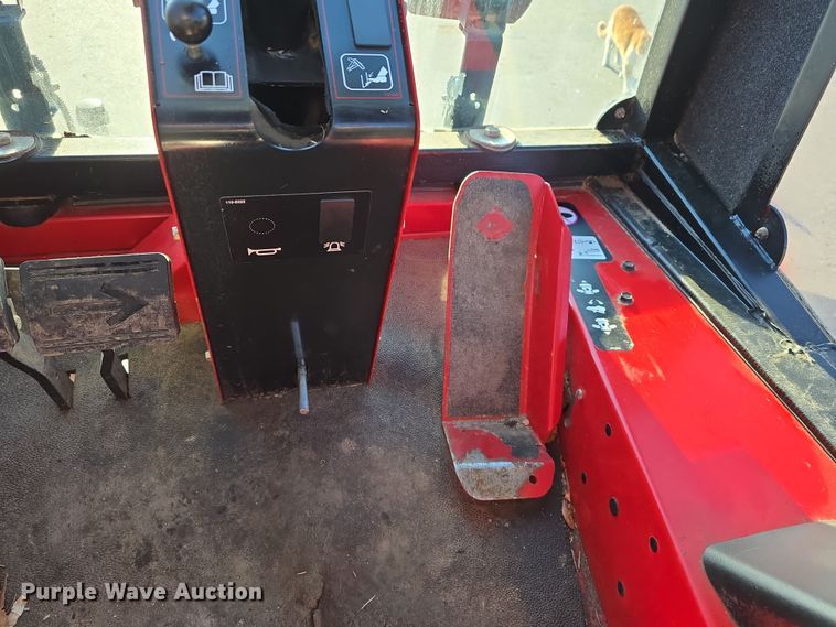 image for item EH8723 2011 Toro Groundsmaster 4110-D lawn mower