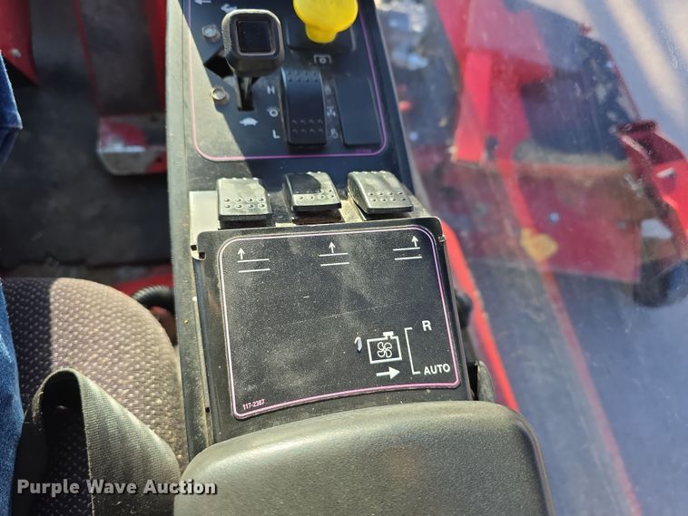 image for item EH8723 2011 Toro Groundsmaster 4110-D lawn mower