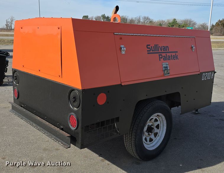 image for item EH8735 Sullivan Palatek D210H air compressor