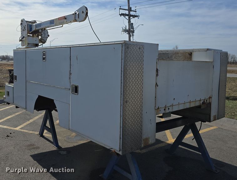 image for item EH8738 Service truck bed