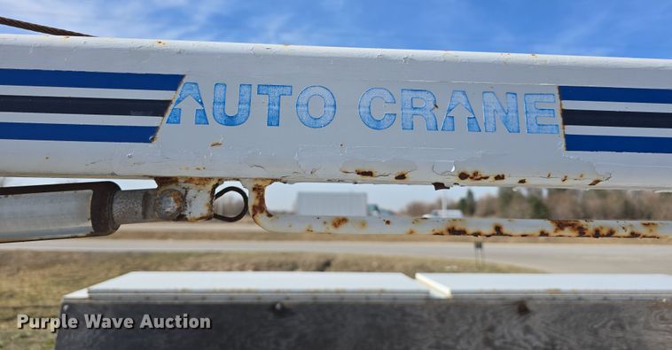 image for item EH8738 Service truck bed