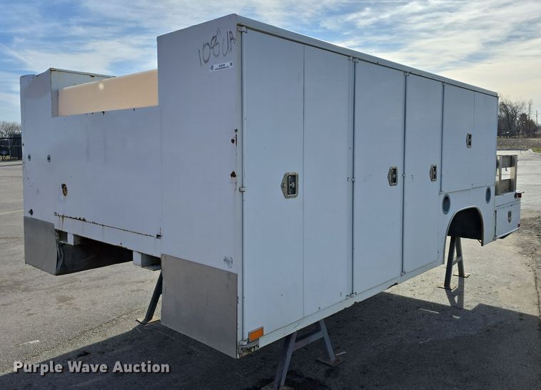 image for item EH8739 2005 Harbor Truck Bodies HTUS134-36-2256GMT service truck bed