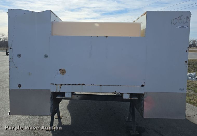 image for item EH8739 2005 Harbor Truck Bodies HTUS134-36-2256GMT service truck bed