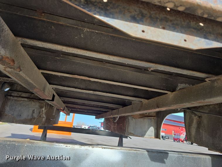 image for item EH8739 2005 Harbor Truck Bodies HTUS134-36-2256GMT service truck bed