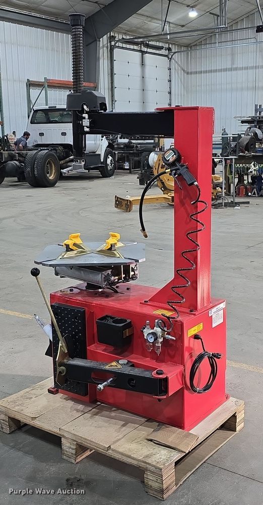 image for item EH8741 Powertek PT-620 tire changer