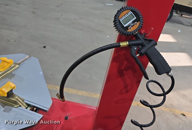 image for item EH8741 Powertek PT-620 tire changer