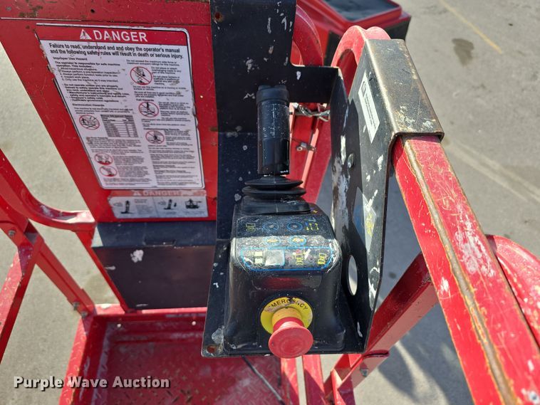 image for item EH8744 2020 MEC Micro 26 scissor lift