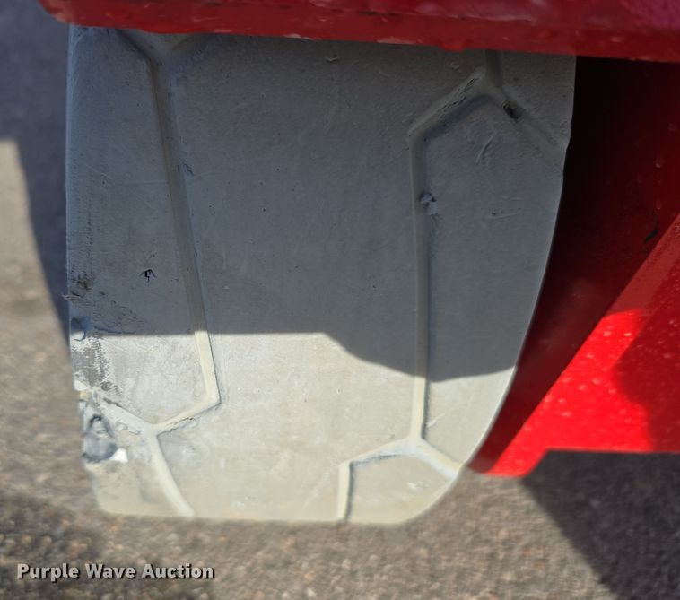 image for item EH8744 2020 MEC Micro 26 scissor lift