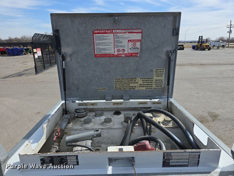 image for item EH8748 2019 Western Global Trans Cube 20TCG-GLB auxiliary fuel tank