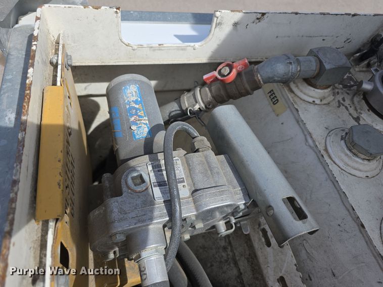 image for item EH8748 2019 Western Global Trans Cube 20TCG-GLB auxiliary fuel tank