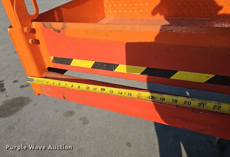 image for item EH8765 2019 SkyJack SJIII 3219 scissor lift