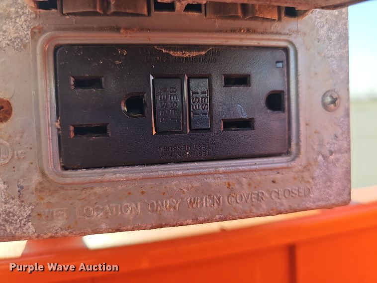 image for item EH8765 2019 SkyJack SJIII 3219 scissor lift