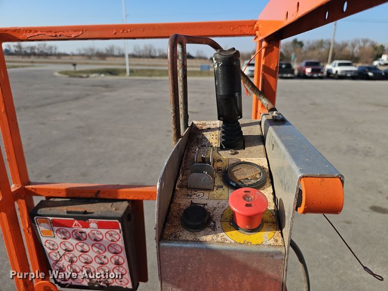 image for item EH8765 2019 SkyJack SJIII 3219 scissor lift