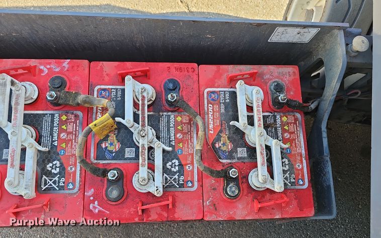 image for item EH8765 2019 SkyJack SJIII 3219 scissor lift