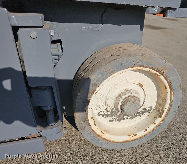 image for item EH8765 2019 SkyJack SJIII 3219 scissor lift