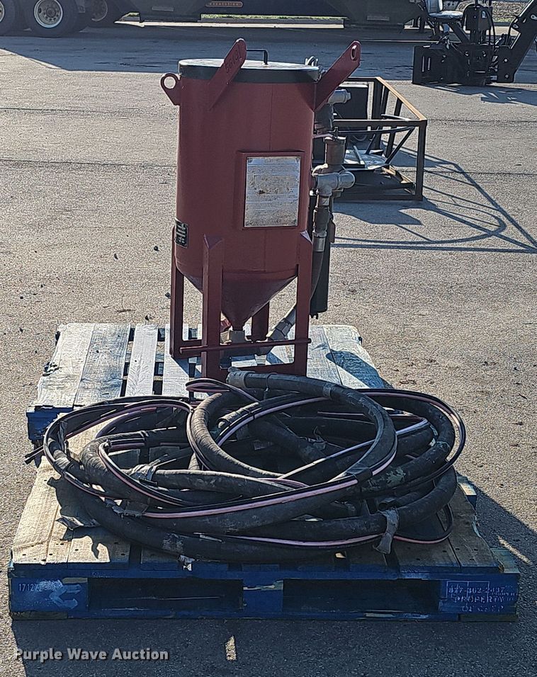 image for item EH8770 2011 Marco UPI 5613 sand blaster