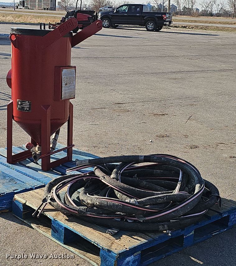 image for item EH8770 2011 Marco UPI 5613 sand blaster