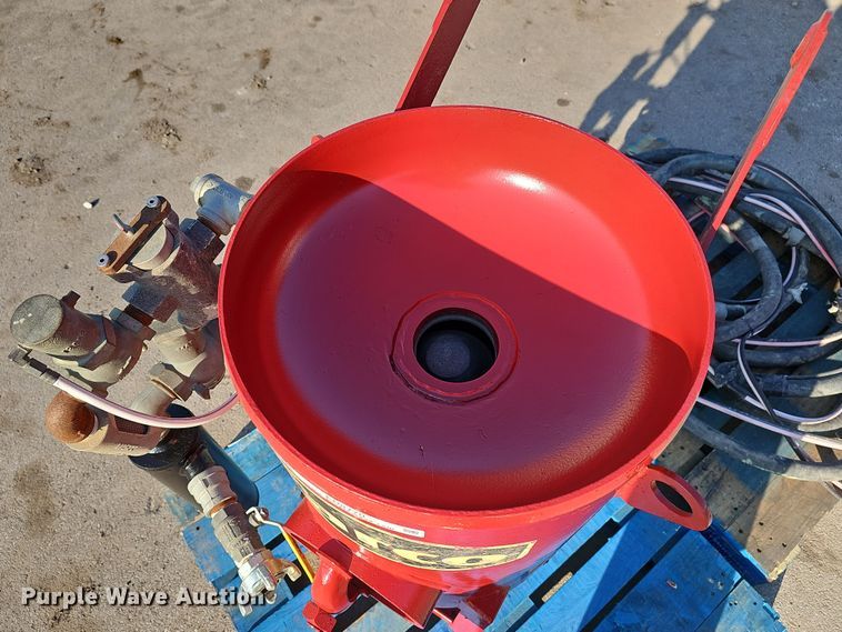 image for item EH8770 2011 Marco UPI 5613 sand blaster