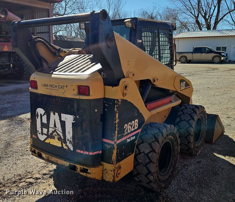 image for item EI8840 2006 Caterpillar 262B skid steer loader
