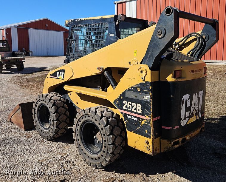image for item EI8840 2006 Caterpillar 262B skid steer loader