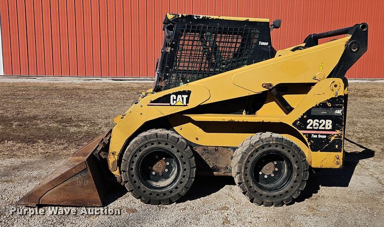 image for item EI8840 2006 Caterpillar 262B skid steer loader