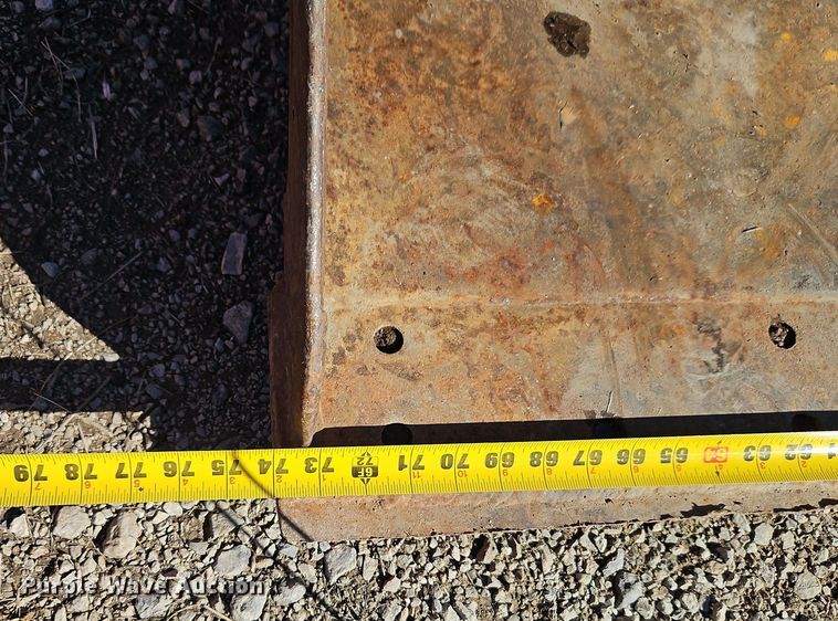 image for item EI8840 2006 Caterpillar 262B skid steer loader