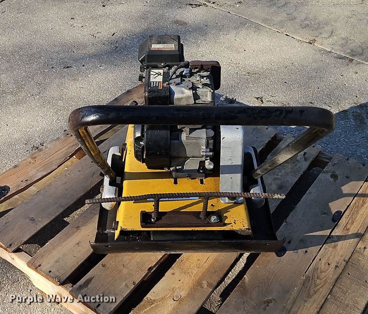 image for item EI8862 Koehring P9B plate compactor