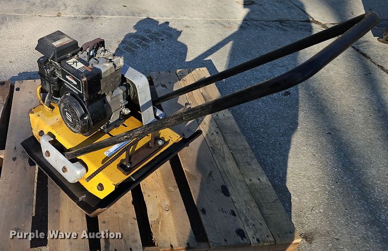 image for item EI8862 Koehring P9B plate compactor