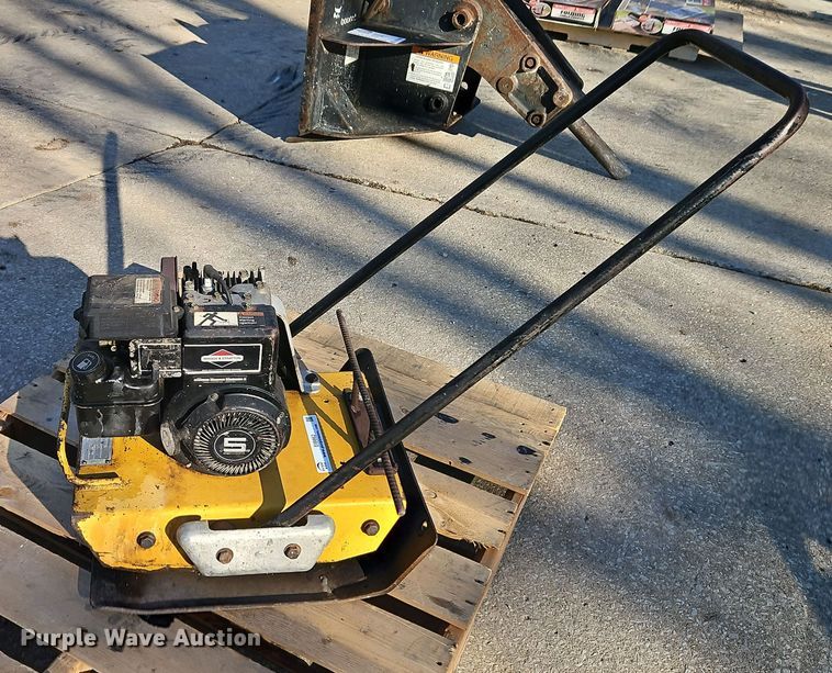 image for item EI8862 Koehring P9B plate compactor